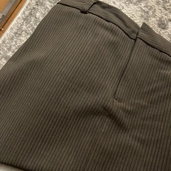 Gap brown pinstripe stretch pencil skirt size 10 - Picture 4 of 7